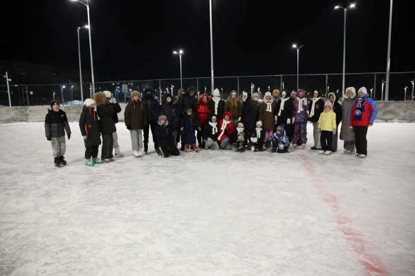 «Вечер на коньках»: активный отдых для всех